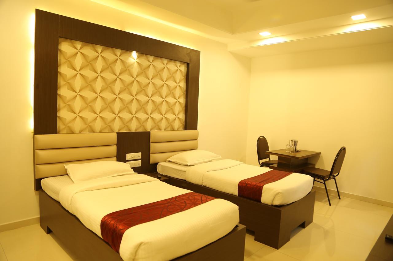 הופסט Hotel Shivananda מראה חיצוני תמונה