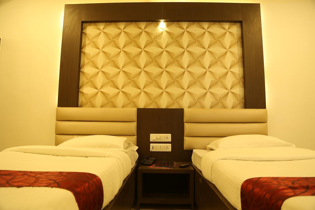 הופסט Hotel Shivananda מראה חיצוני תמונה
