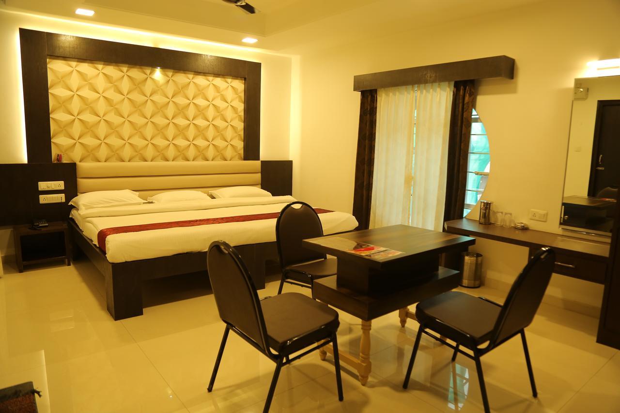 הופסט Hotel Shivananda מראה חיצוני תמונה